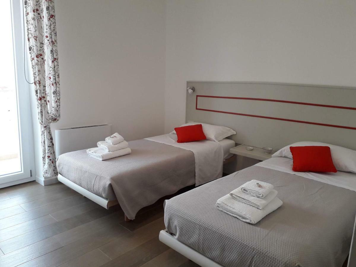 Jolie Julie Accomodation Sassari Eksteriør billede